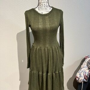 Elegant Olive Green Long Sleeve Dress